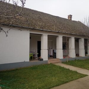 PRIZEMNA-RENOVIRANA-UKNJIŽENA